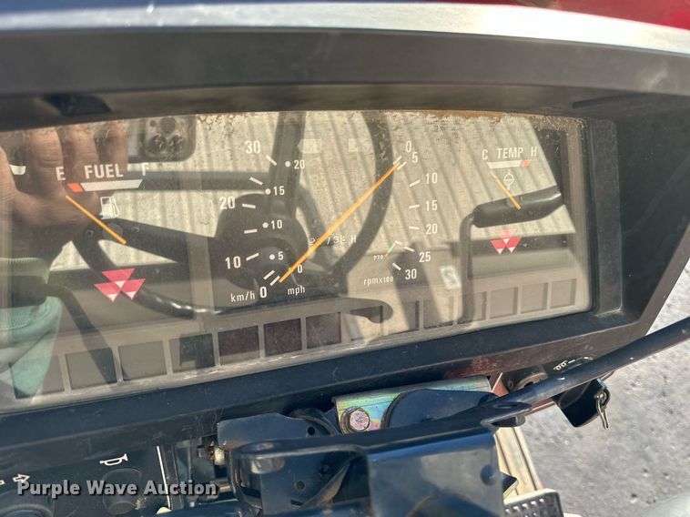 image for item NL9261 1999 Massey Ferguson 1260  MFWD tractor