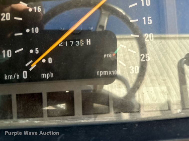 image for item NL9261 1999 Massey Ferguson 1260  MFWD tractor