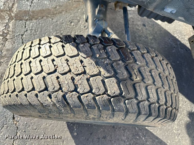 image for item NL9261 1999 Massey Ferguson 1260  MFWD tractor