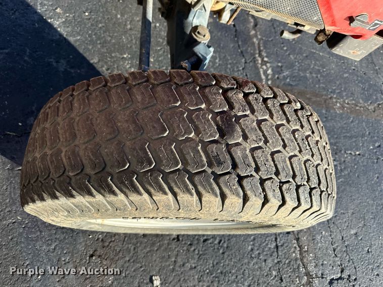 image for item NL9261 1999 Massey Ferguson 1260  MFWD tractor