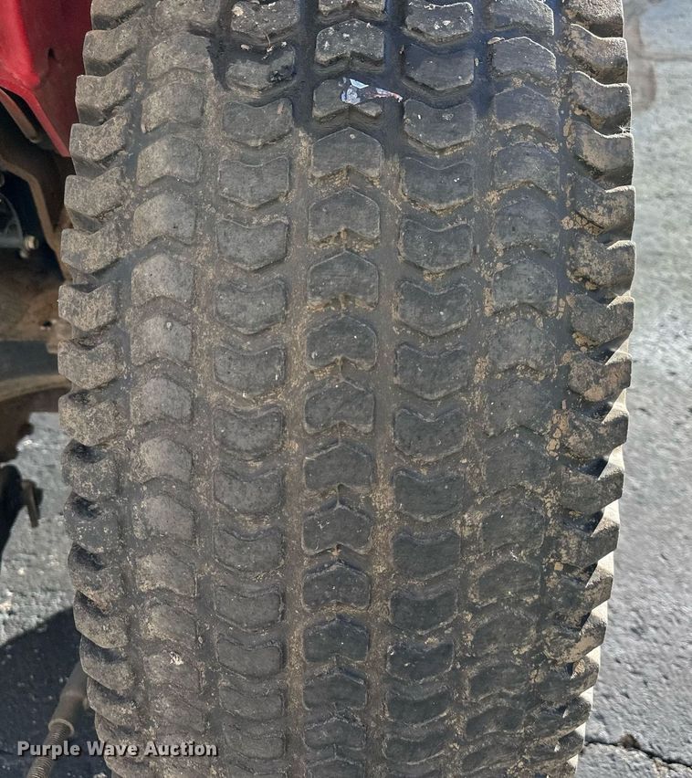 image for item NL9261 1999 Massey Ferguson 1260  MFWD tractor