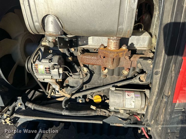 image for item NL9262 2001 Massey Ferguson 1165  MFWD tractor