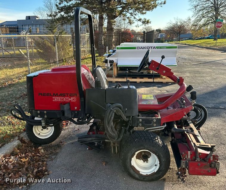 image for item NL9263 Toro Reelmaster 3100-D  reel mower