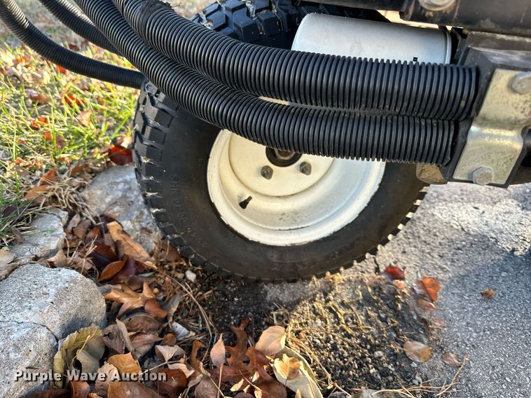 image for item NL9263 Toro Reelmaster 3100-D  reel mower