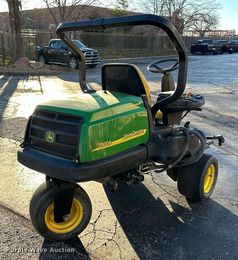 image for item NL9264 John Deere 2500A  reel mower