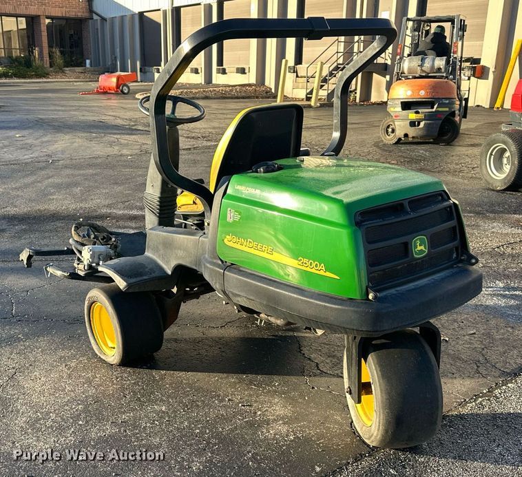 image for item NL9264 John Deere 2500A  reel mower