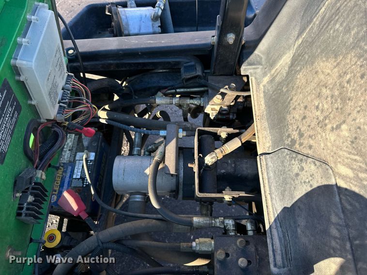 image for item NL9264 John Deere 2500A  reel mower