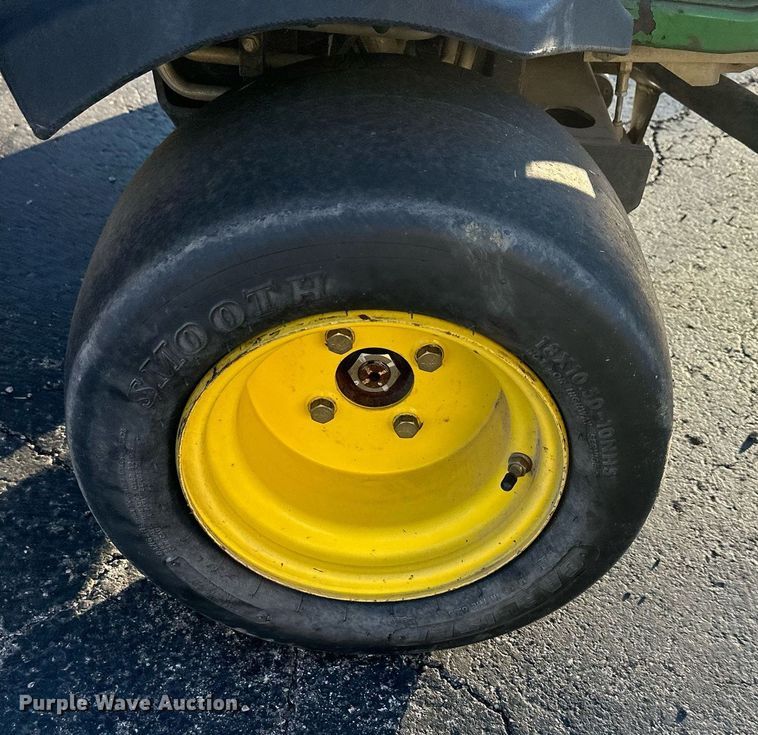 image for item NL9264 John Deere 2500A  reel mower