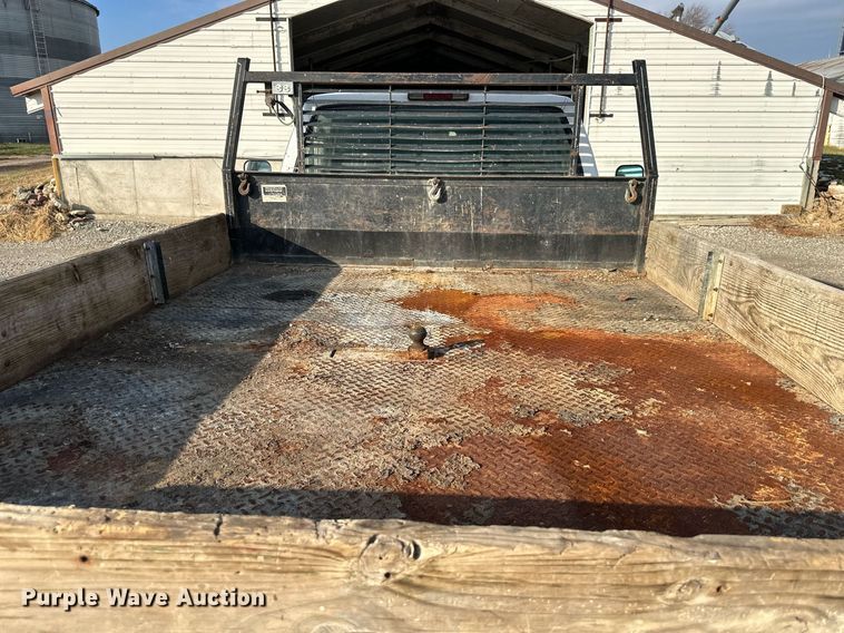 image for item NL9291 2000 Chevrolet C3500  flatbed pickup truck