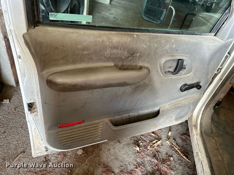 image for item NL9291 2000 Chevrolet C3500  flatbed pickup truck