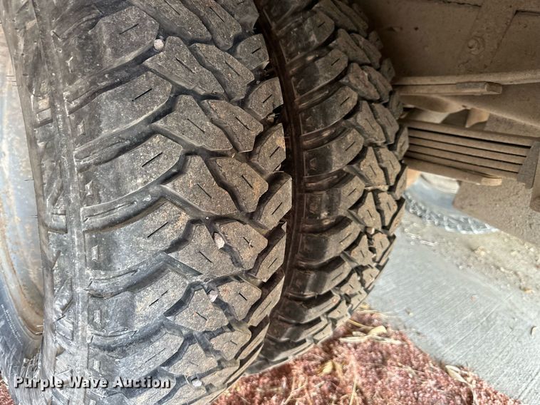 2000 Chevrolet C3500 flatbed pickup truck in Conception Junction, MO