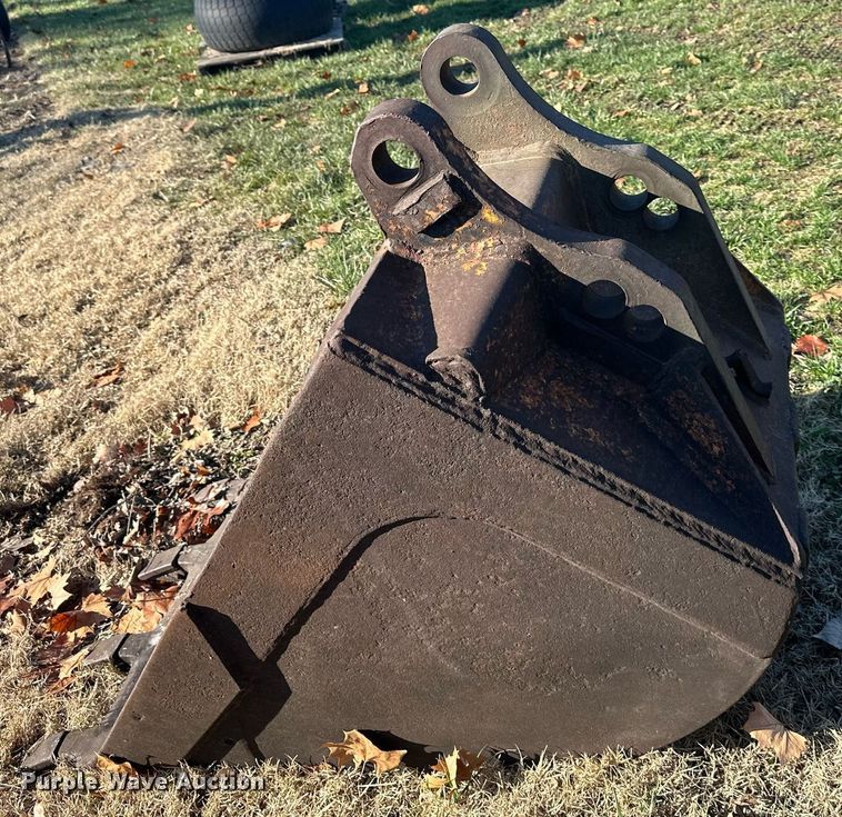 image for item NL9303 (2) buckets