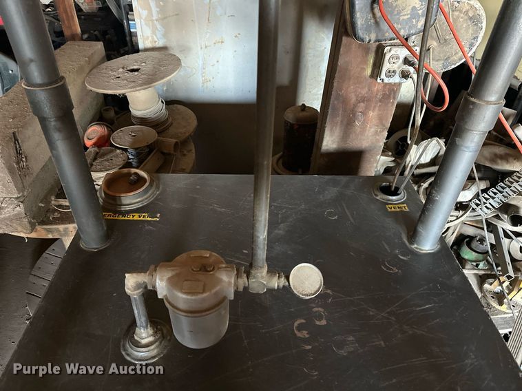 image for item NL9313 Lanair HI-320  used oil heater