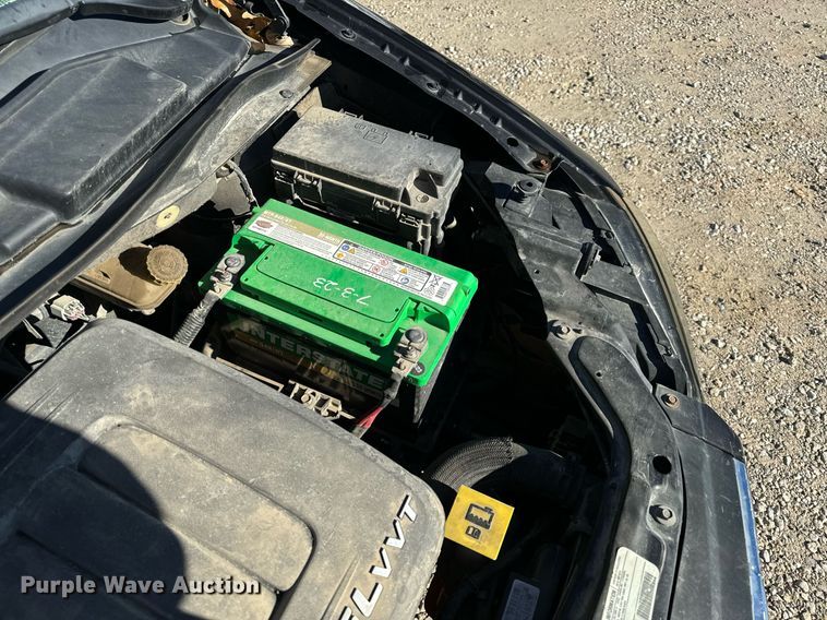 image for item NM9083 2012 Chrysler Town & Country  van