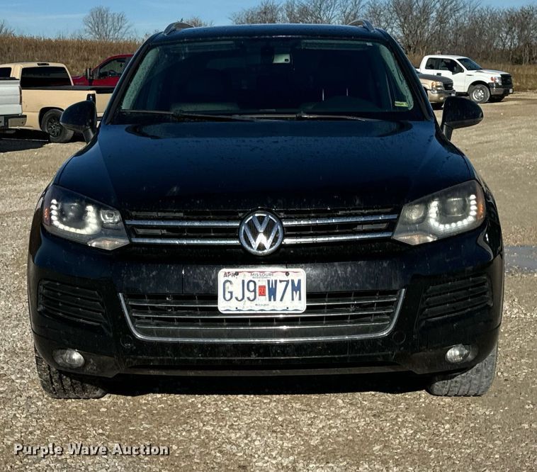 image for item NM9084 2012 Volkswagen Touareg TDI  SUV