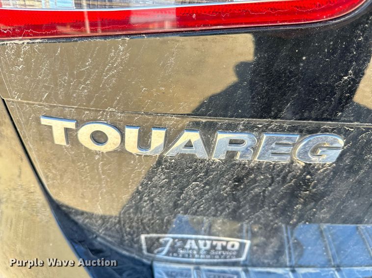 image for item NM9084 2012 Volkswagen Touareg TDI  SUV