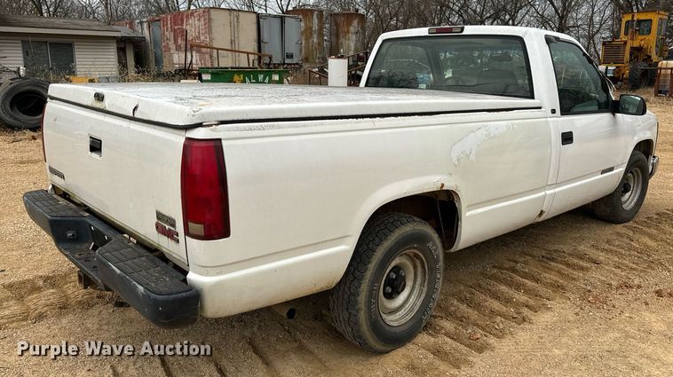 image for item NM9115 1998 GMC Sierra 1500 pickup truck