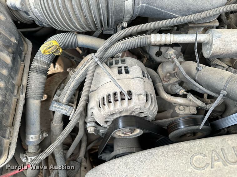 image for item NM9115 1998 GMC Sierra 1500 pickup truck