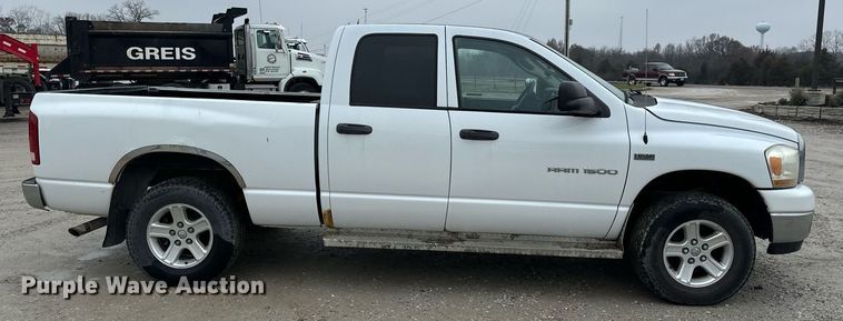 image for item NM9134 2006 Dodge Ram 1500  Quad Cab pickup truck