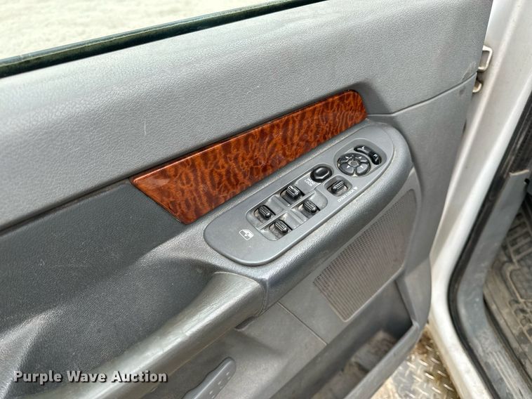 image for item NM9134 2006 Dodge Ram 1500  Quad Cab pickup truck