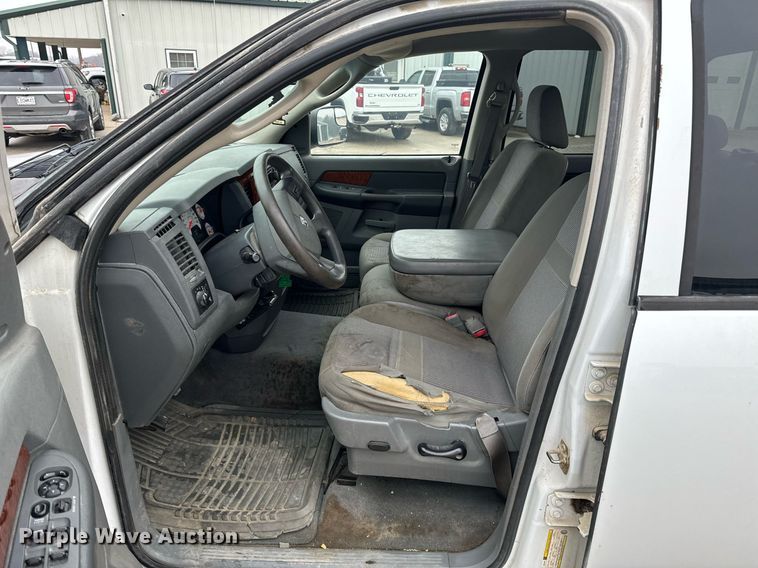 image for item NM9134 2006 Dodge Ram 1500  Quad Cab pickup truck