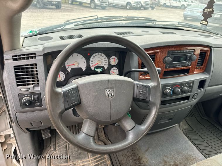 image for item NM9134 2006 Dodge Ram 1500  Quad Cab pickup truck