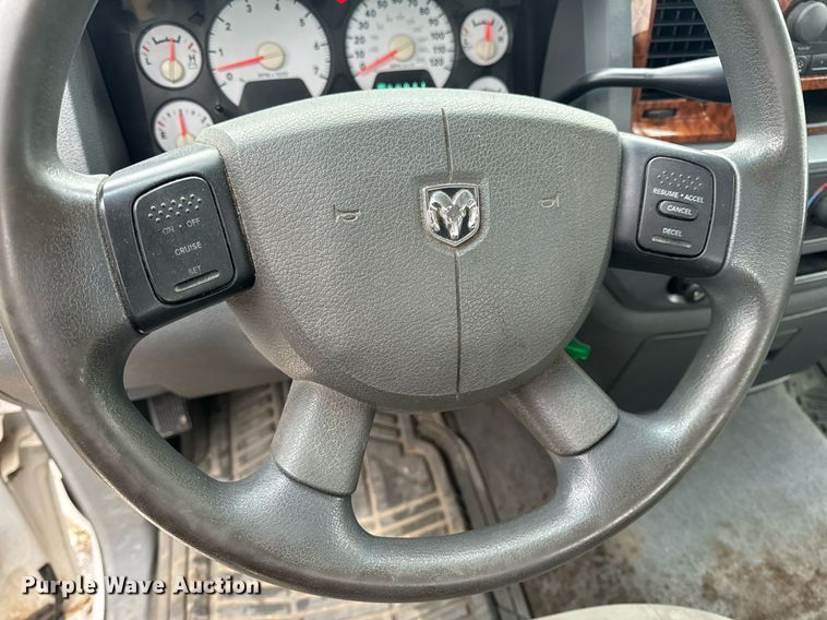 image for item NM9134 2006 Dodge Ram 1500  Quad Cab pickup truck