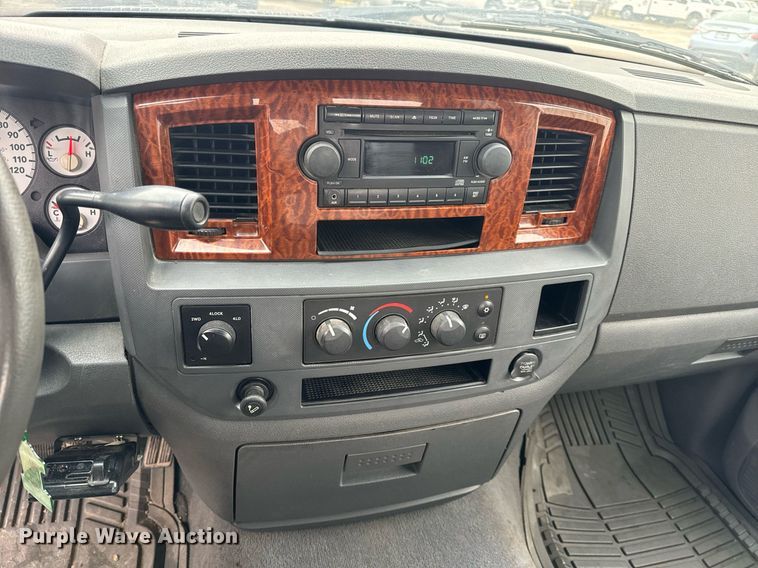 image for item NM9134 2006 Dodge Ram 1500  Quad Cab pickup truck