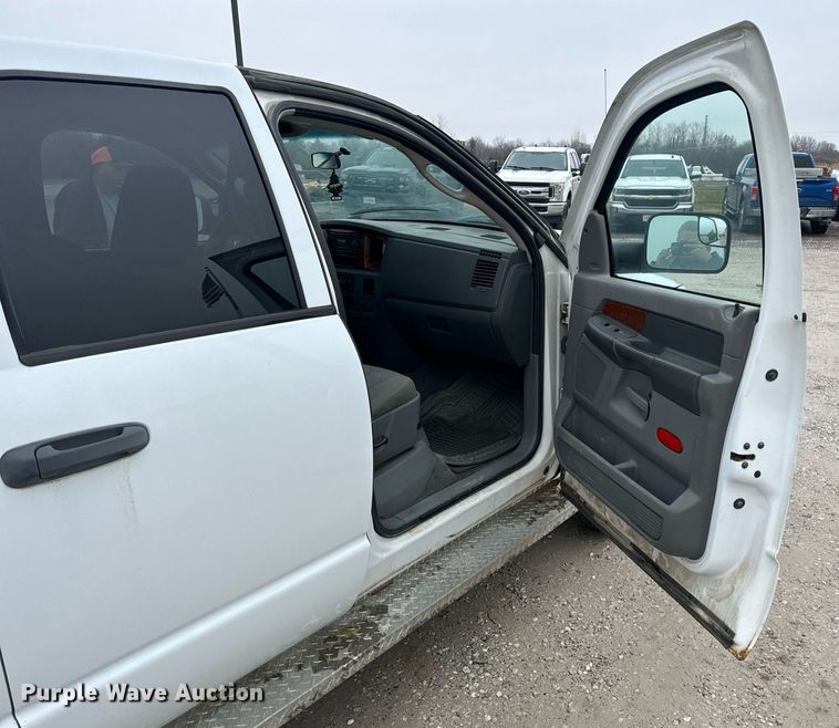 image for item NM9134 2006 Dodge Ram 1500  Quad Cab pickup truck