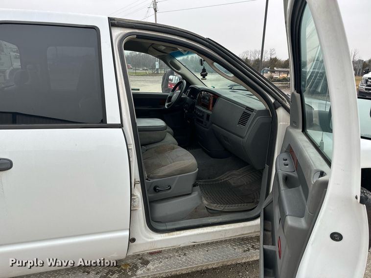 image for item NM9134 2006 Dodge Ram 1500  Quad Cab pickup truck