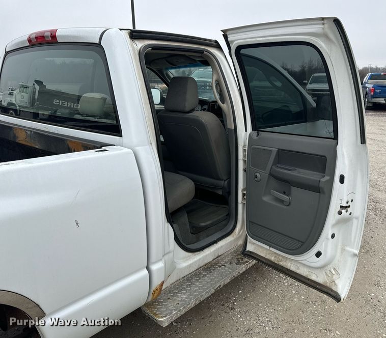 image for item NM9134 2006 Dodge Ram 1500  Quad Cab pickup truck