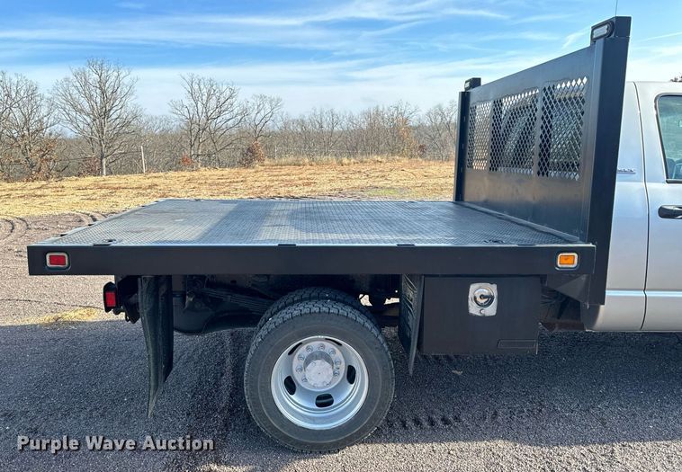 image for item NM9173 2010 Dodge Ram 4500HD  flatbed truck
