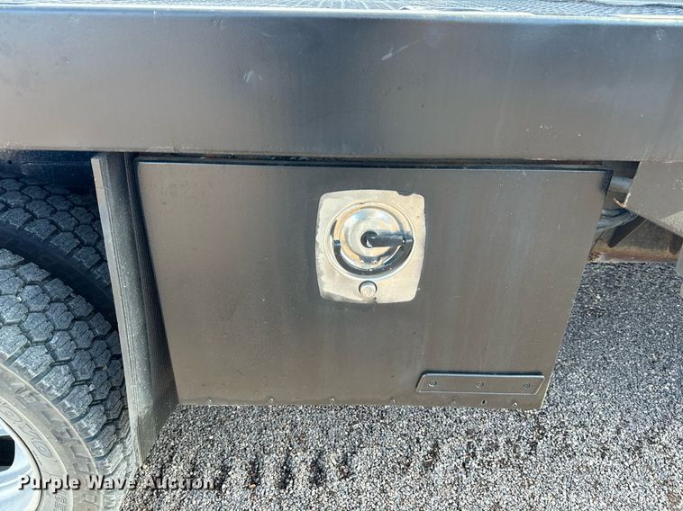 image for item NM9173 2010 Dodge Ram 4500HD  flatbed truck