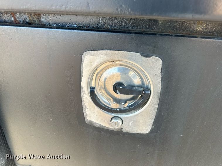 image for item NM9173 2010 Dodge Ram 4500HD  flatbed truck