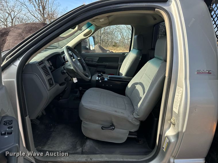 image for item NM9173 2010 Dodge Ram 4500HD  flatbed truck