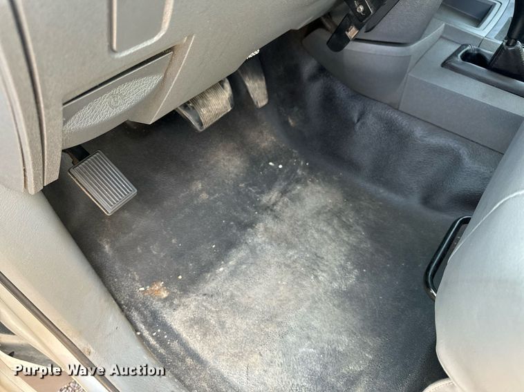 image for item NM9173 2010 Dodge Ram 4500HD  flatbed truck