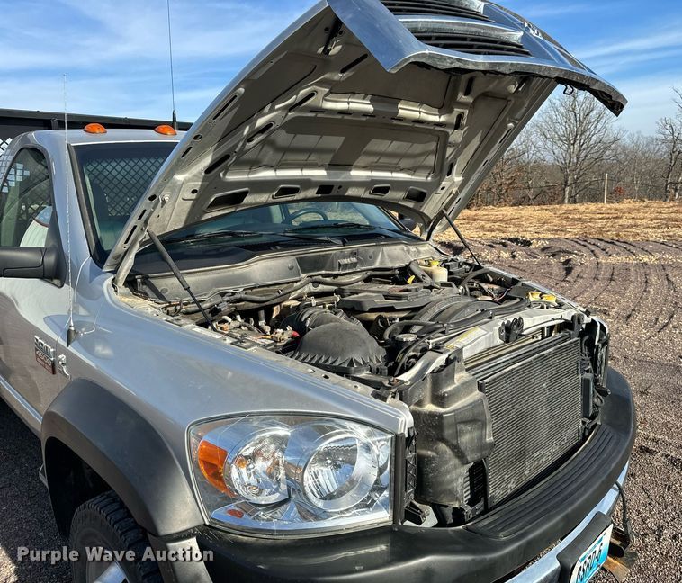 image for item NM9173 2010 Dodge Ram 4500HD  flatbed truck
