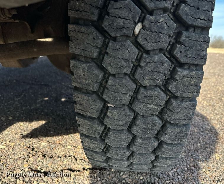 image for item NM9173 2010 Dodge Ram 4500HD  flatbed truck