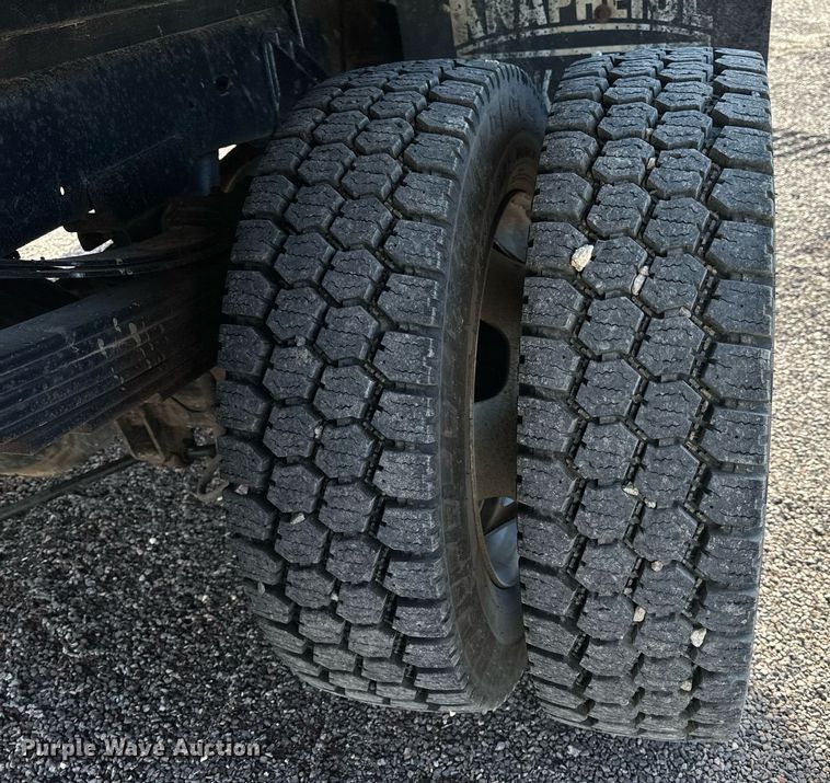 image for item NM9173 2010 Dodge Ram 4500HD  flatbed truck