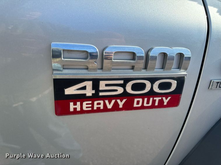 image for item NM9173 2010 Dodge Ram 4500HD  flatbed truck