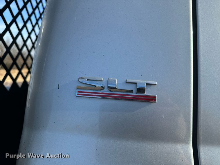 image for item NM9173 2010 Dodge Ram 4500HD  flatbed truck