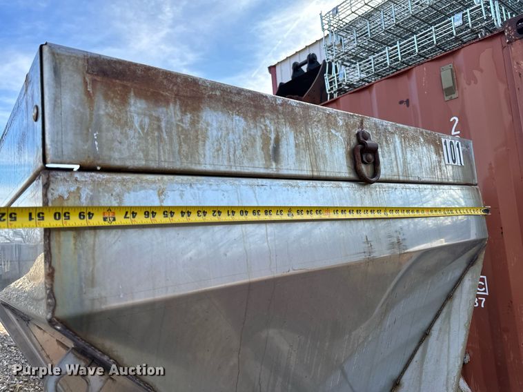 image for item NM9174 Snow plow and spreader