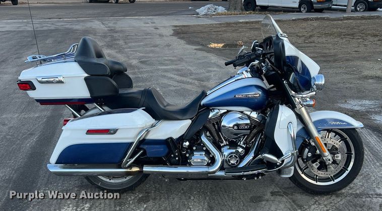 image for item NN9307 2015 Harley Davidson FLHTCUL Ultra  motorcycle