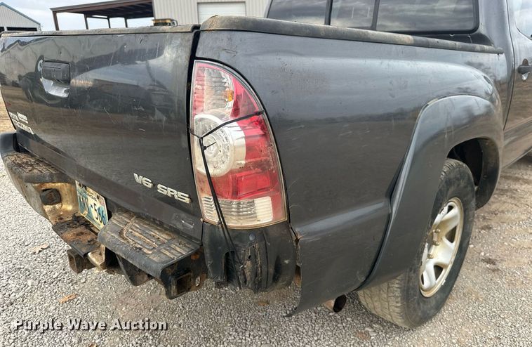 image for item NO9391 2010 Toyota Tacoma  Double Cab pickup truck