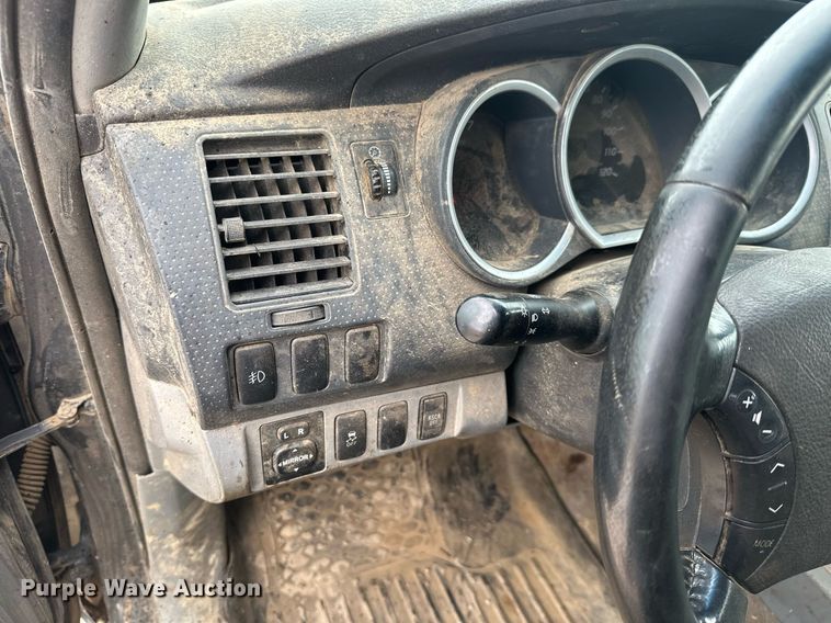 image for item NO9391 2010 Toyota Tacoma  Double Cab pickup truck