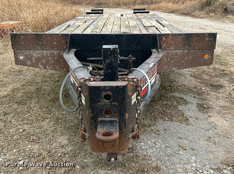 image for item NO9392 2011 Interstate 40DLA  equipment trailer