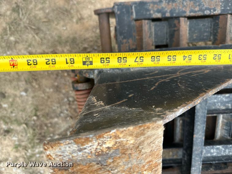 image for item NO9392 2011 Interstate 40DLA  equipment trailer