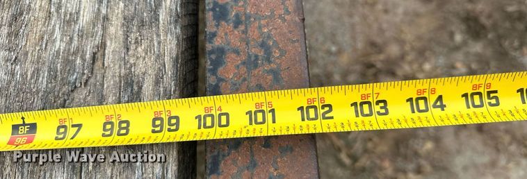 image for item NO9392 2011 Interstate 40DLA  equipment trailer