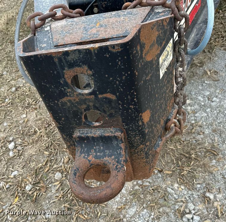 image for item NO9392 2011 Interstate 40DLA  equipment trailer