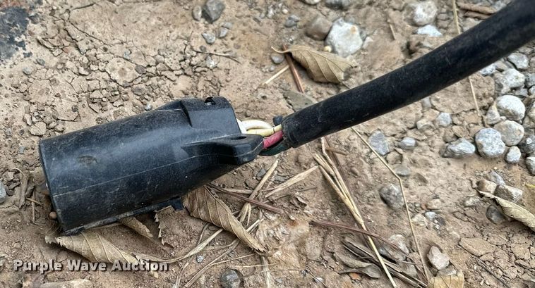 image for item NO9392 2011 Interstate 40DLA  equipment trailer